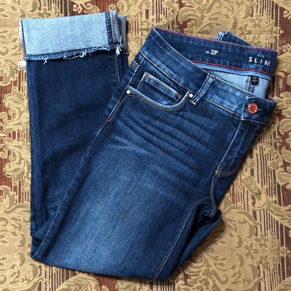 White House Black Market Size 2P Petite- The Slim Crop Ankle Jeans